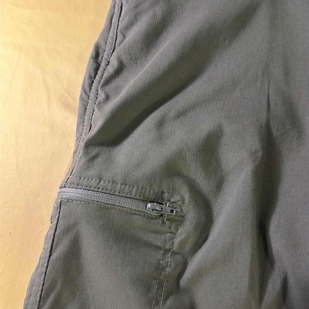 Wrangler men’s all-terrain cargo pants flex waistband size 32/34 - Picture 2 of 8